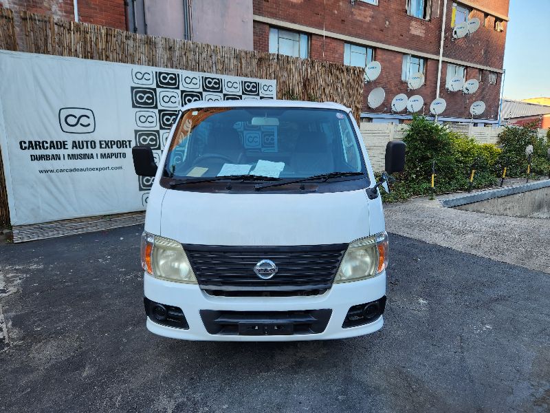 28925 NISSAN CARAVAN 2010