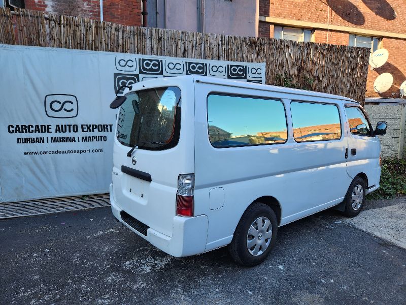  28925  NISSAN CARAVAN  2010  