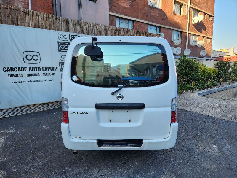  28925  NISSAN CARAVAN  2010  