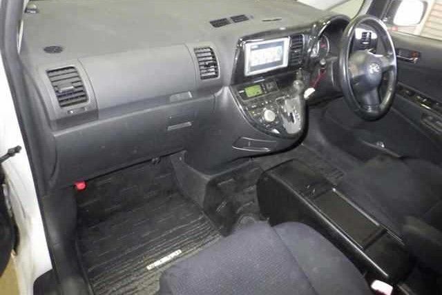  28931  TOYOTA WISH  2007  
