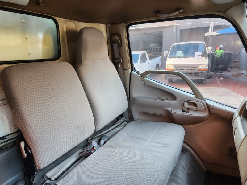  28938  HINO DUTRO  2008  