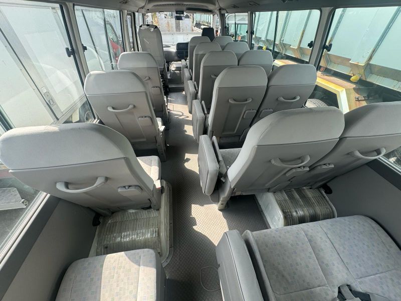  28942  TOYOTA COASTER  2016  