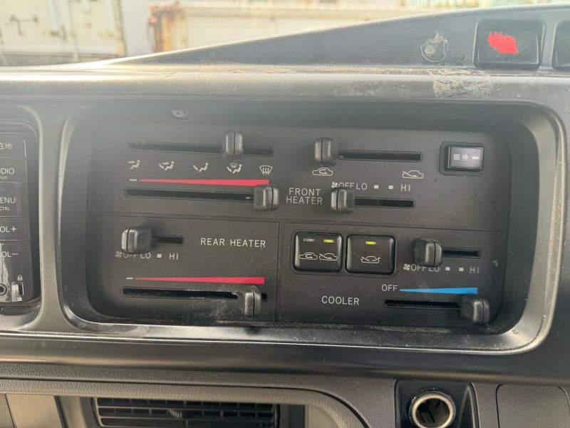  28942  TOYOTA COASTER  2016  