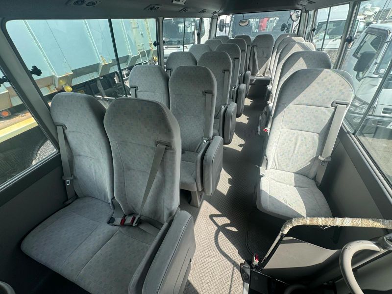  28942  TOYOTA COASTER  2016  