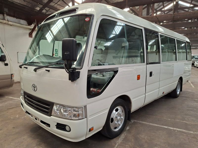  28942  TOYOTA COASTER  2016  