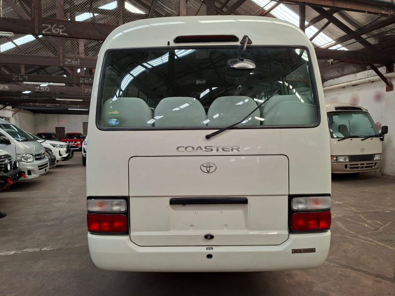  28942  TOYOTA COASTER  2016  