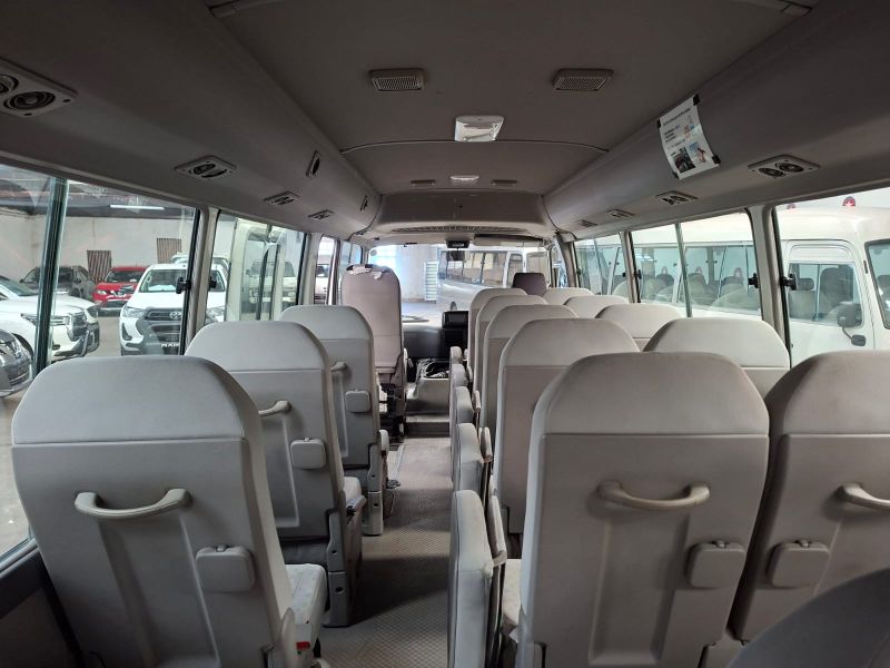  28942  TOYOTA COASTER  2016  