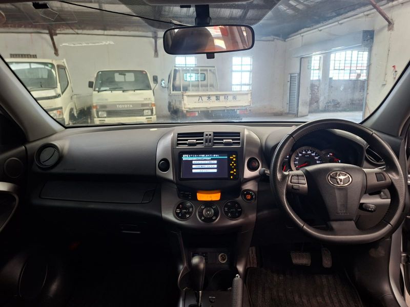 28944  TOYOTA VANGUARD  2010