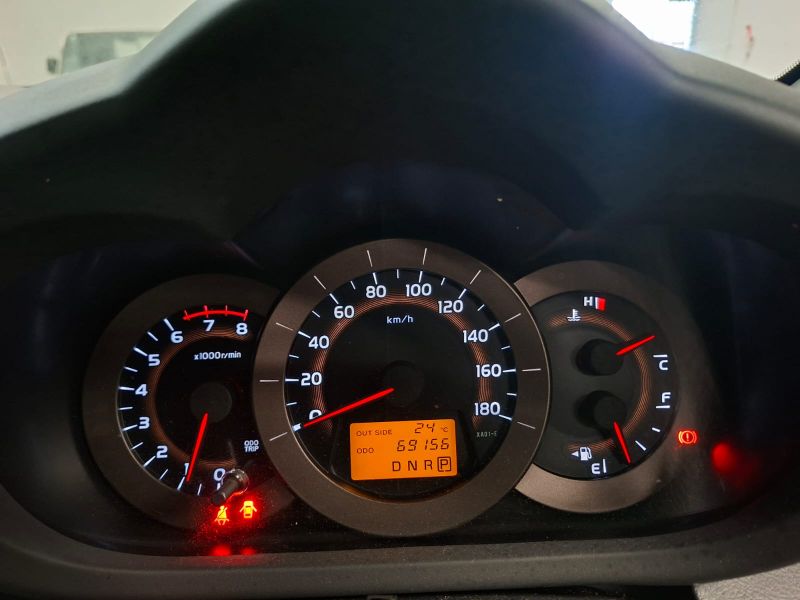 28944  TOYOTA VANGUARD  2010