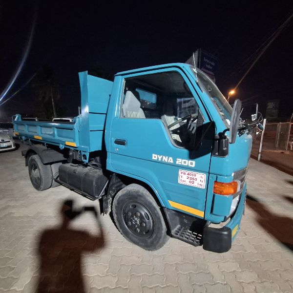 28949  TOYOTA DYNA  1993