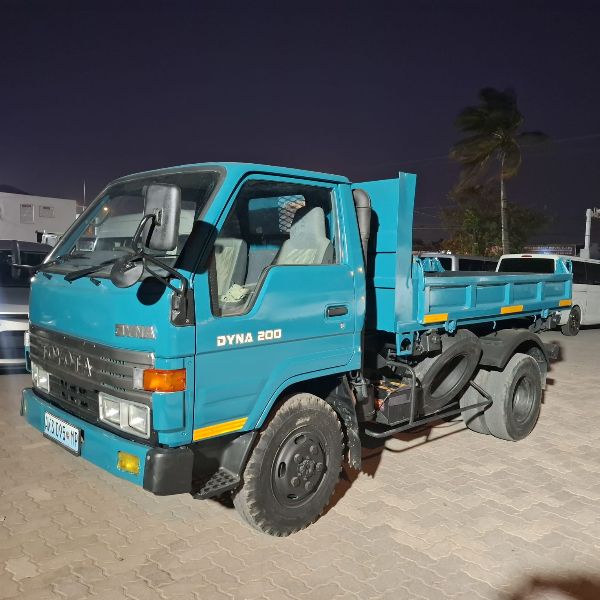 28949  TOYOTA DYNA  1993