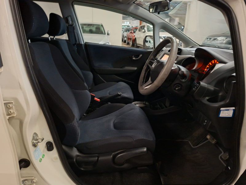  28950  HONDA FIT  2008  