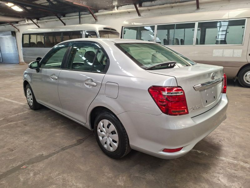 28953  TOYOTA COROLLA AXIO  2017