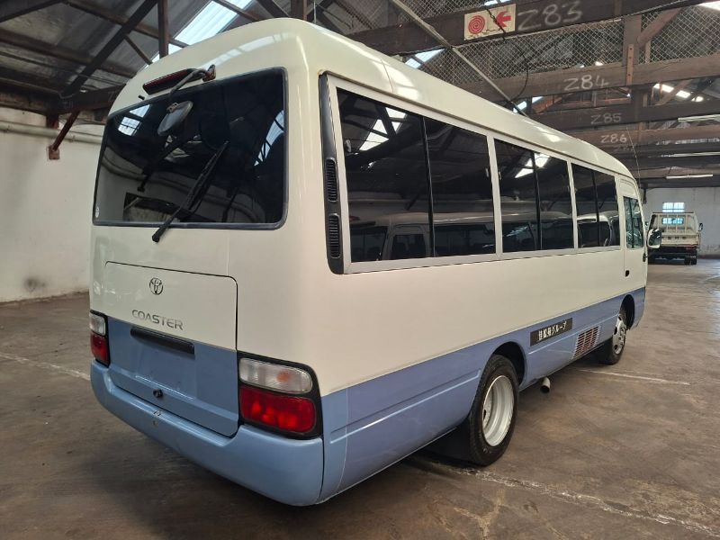  28958  TOYOTA COASTER  2003  