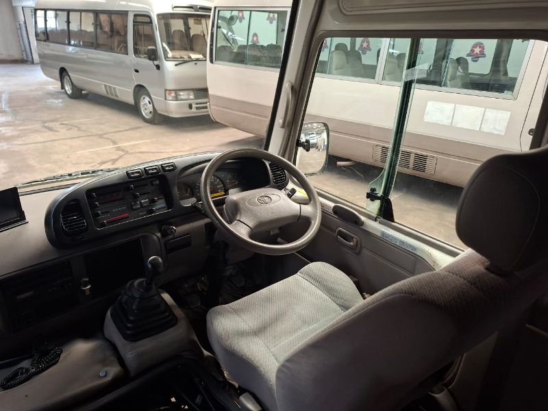  28958  TOYOTA COASTER  2003  
