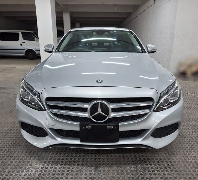  28962  MERCEDES BENZ C200  2016 