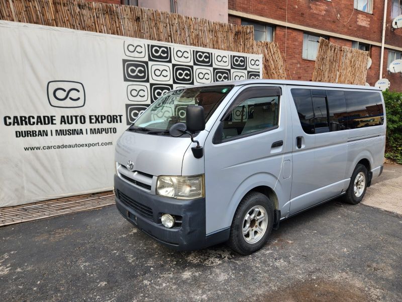  28964  TOYOTA HIACE  2004  
