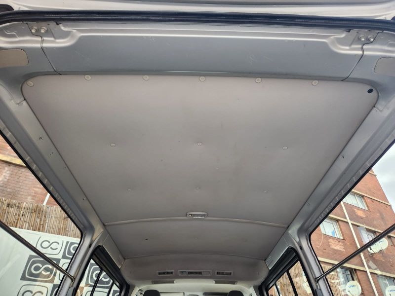  28964  TOYOTA HIACE  2004  
