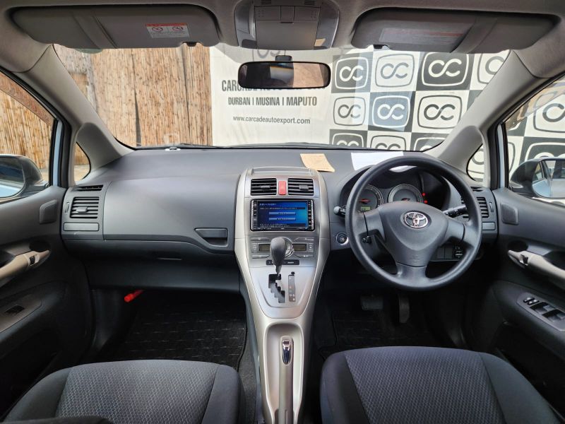 28965  TOYOTA AURIS  2007