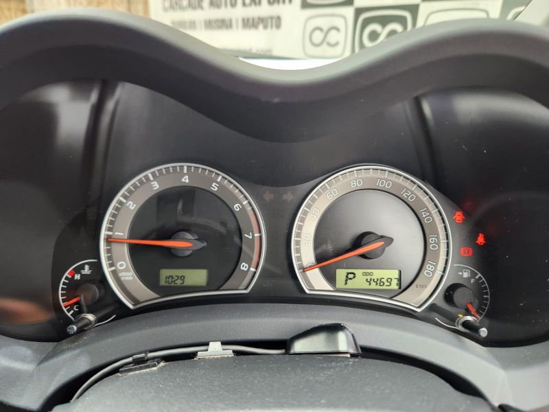 28965  TOYOTA AURIS  2007