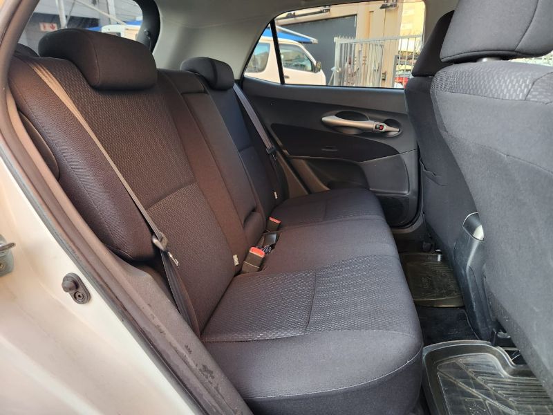 28968  TOYOTA AURIS  2008