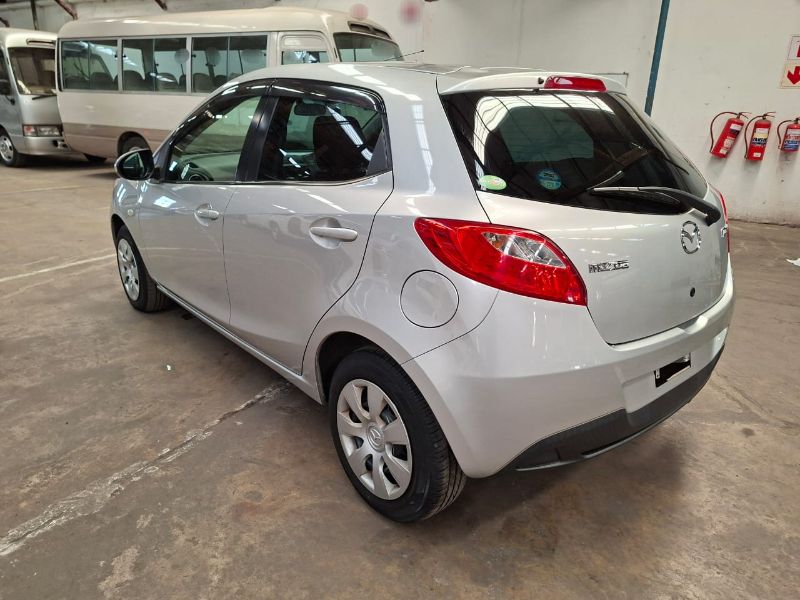  28969  MAZDA DEMIO  2012  