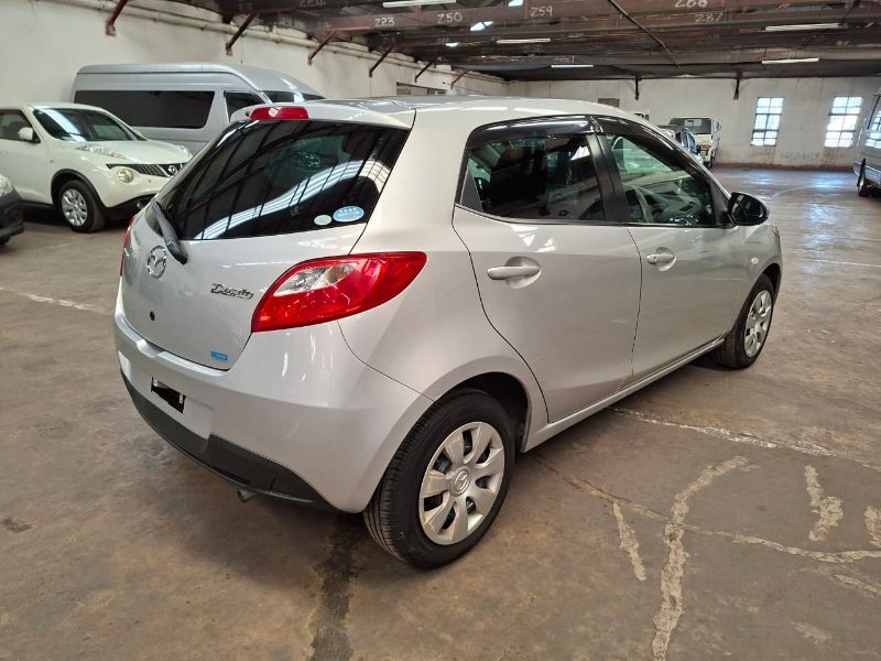  28969  MAZDA DEMIO  2012  