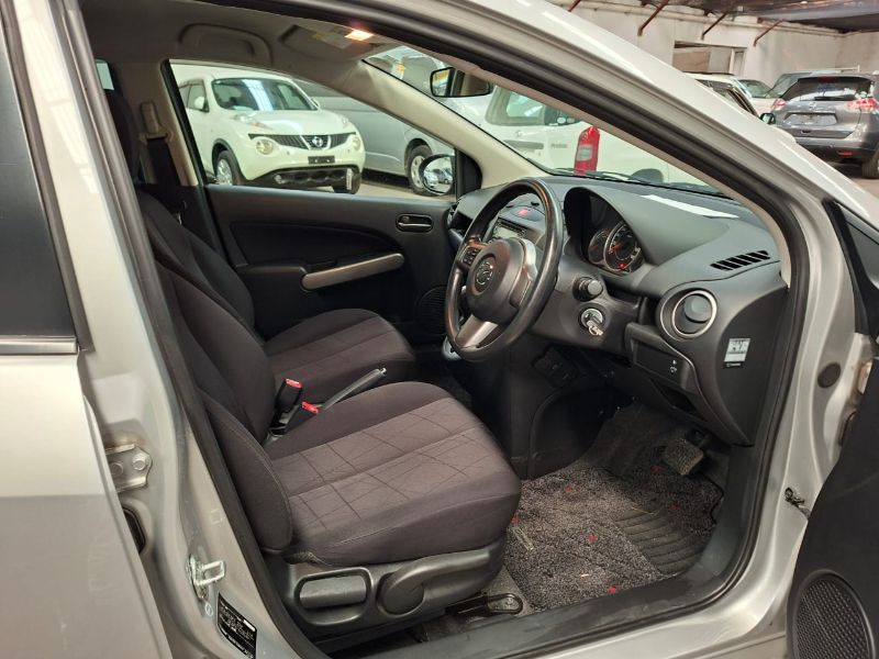  28969  MAZDA DEMIO  2012  