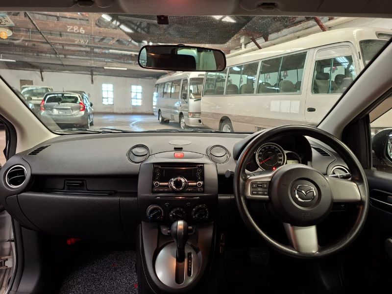  28969  MAZDA DEMIO  2012  