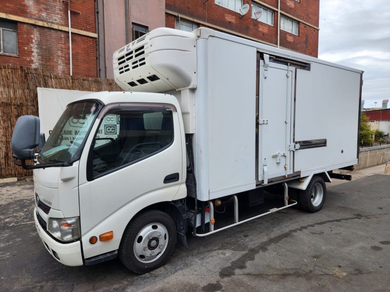  28984  HINO DUTRO  2014  