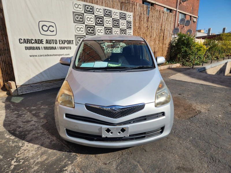  29002  TOYOTA RACTIS  2005 