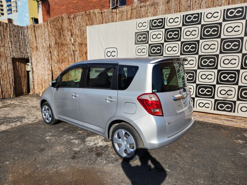 29002 TOYOTA RACTIS 2005