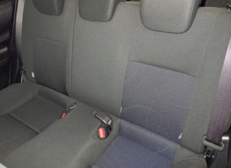  29013  TOYOTA AQUA  2016  