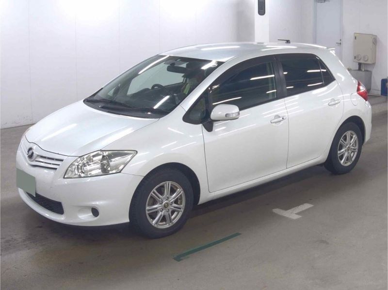  29016  TOYOTA AURIS  2010  
