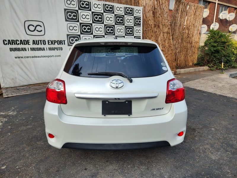  29016  TOYOTA AURIS  2010  