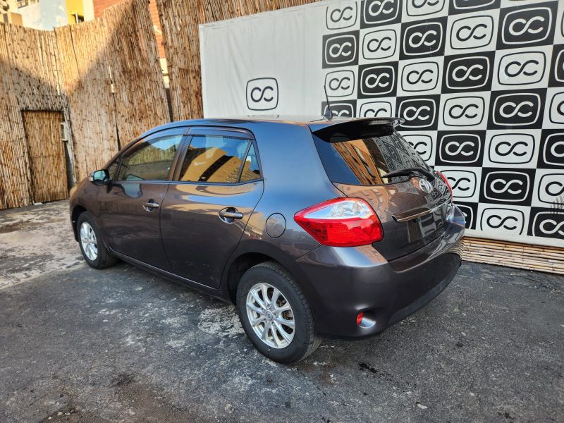  29024  TOYOTA AURIS  2010  