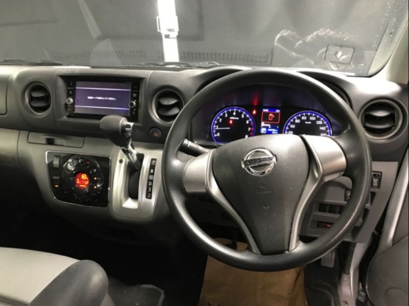  29036  NISSAN CARAVAN  2018  