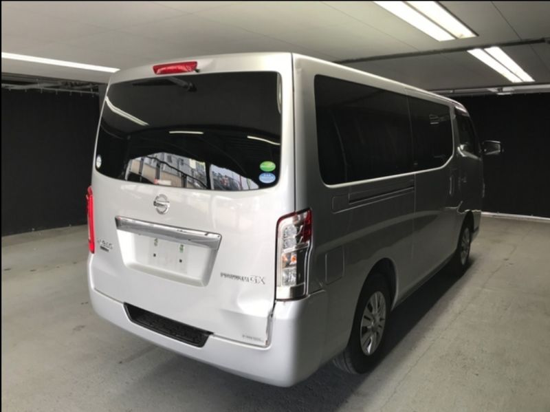  29036  NISSAN CARAVAN  2018  
