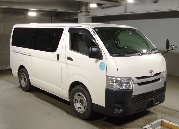  29014 TOYOTA HIACE  2006  
