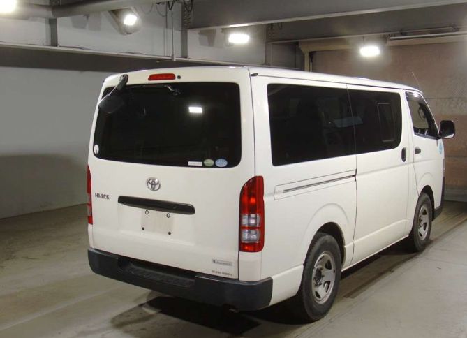  29039  TOYOTA HIACE  2016  