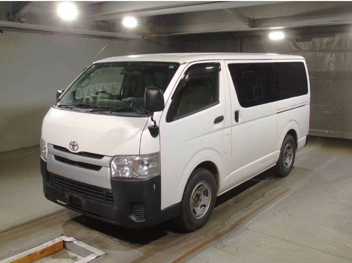  29039  TOYOTA HIACE  2016  
