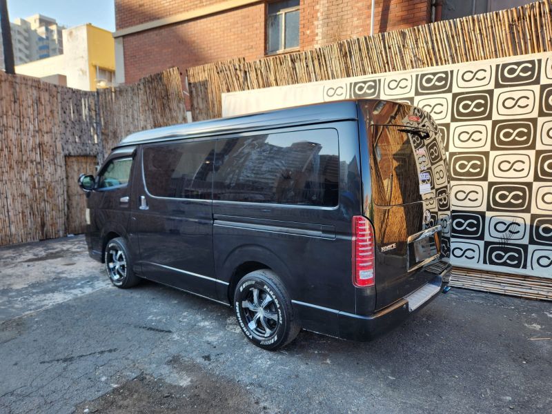  29040  TOYOTA HIACE  2008  