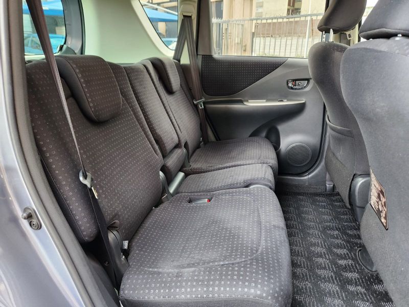  29041  TOYOTA RACTIS  2010  