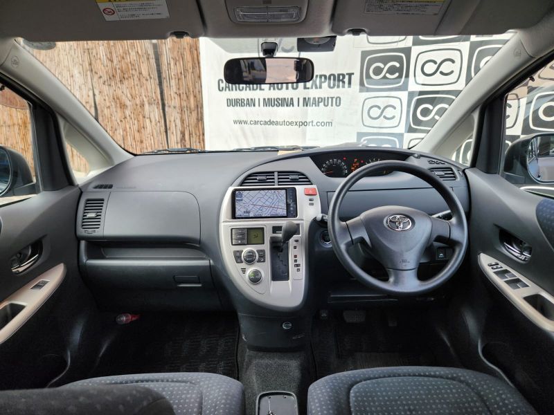  29041  TOYOTA RACTIS  2010  