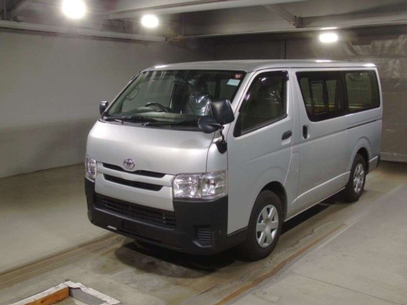  29014 TOYOTA HIACE  2006  
