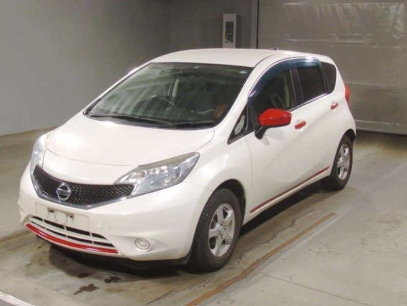  29012 TOYOTA AQUA  2016  
