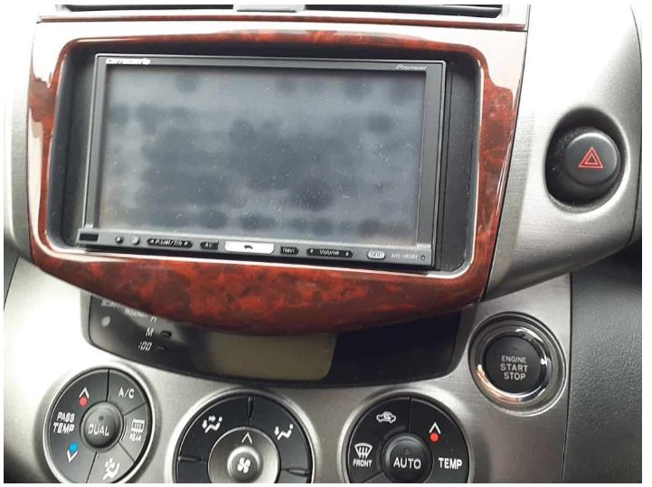  29049  TOYOTA VANGUARD  2012  