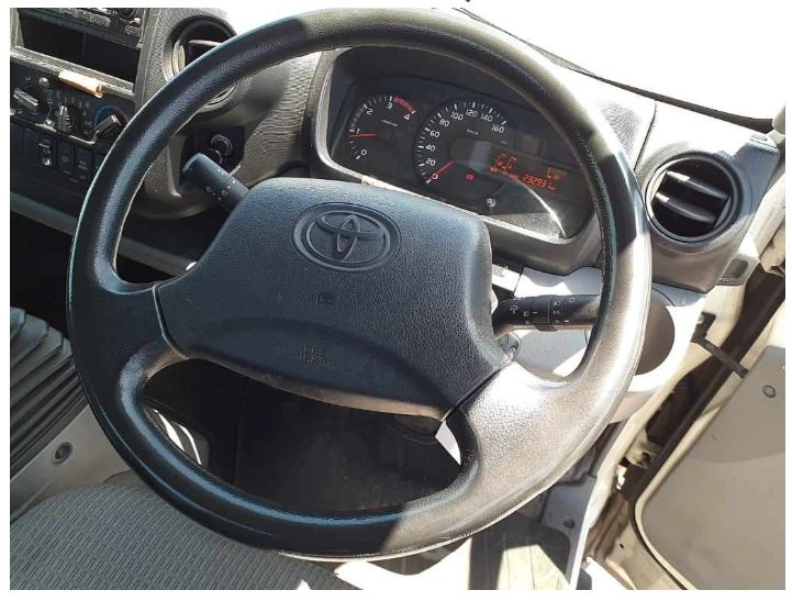  29050  TOYOTA DYNA  2013  