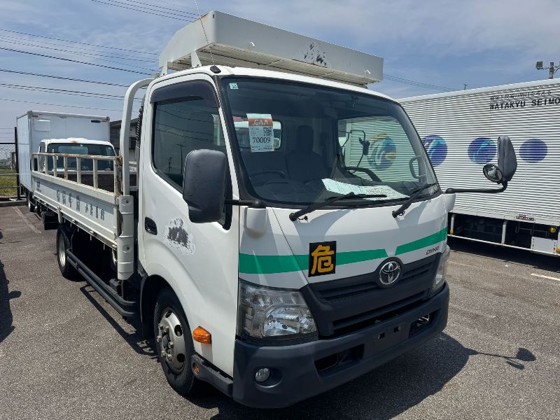  29050  TOYOTA DYNA  2013  