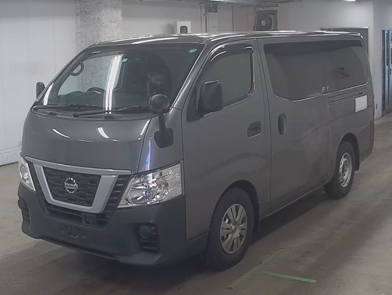  29056  NISSAN CARAVAN  2018  